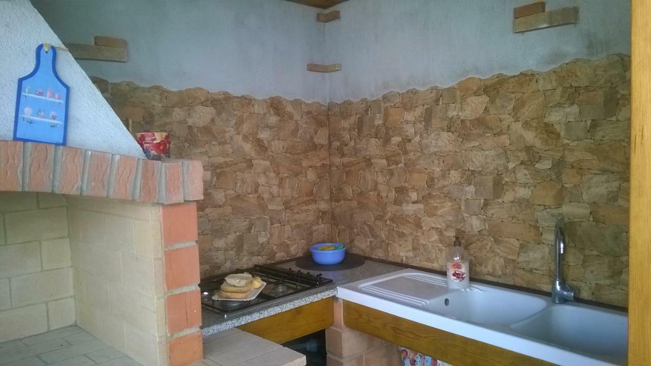 Appartamento Joanna Nurachi Exterior foto